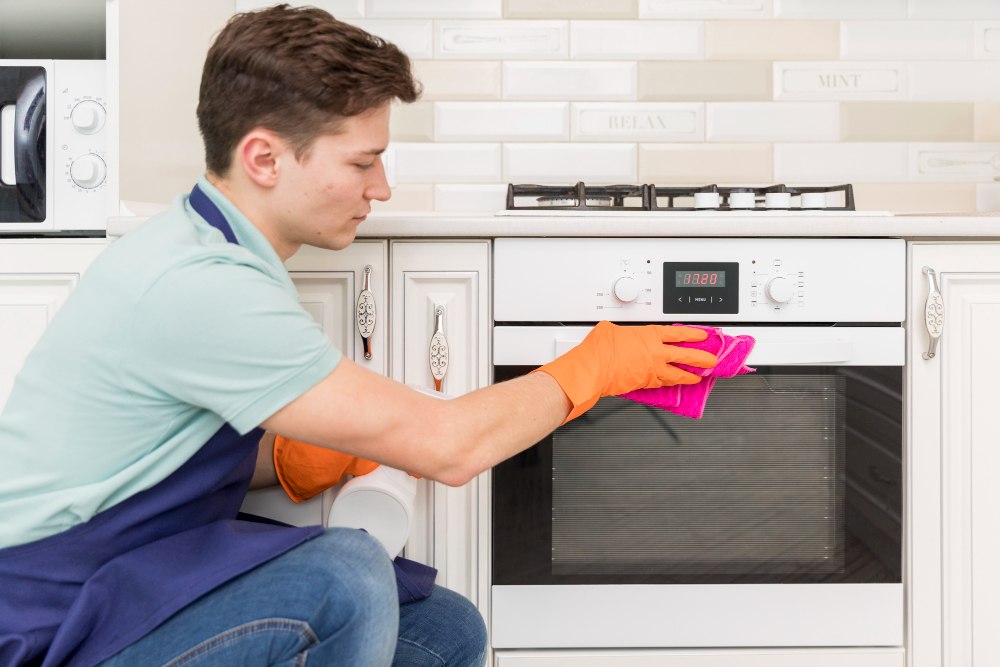 cleaning oven